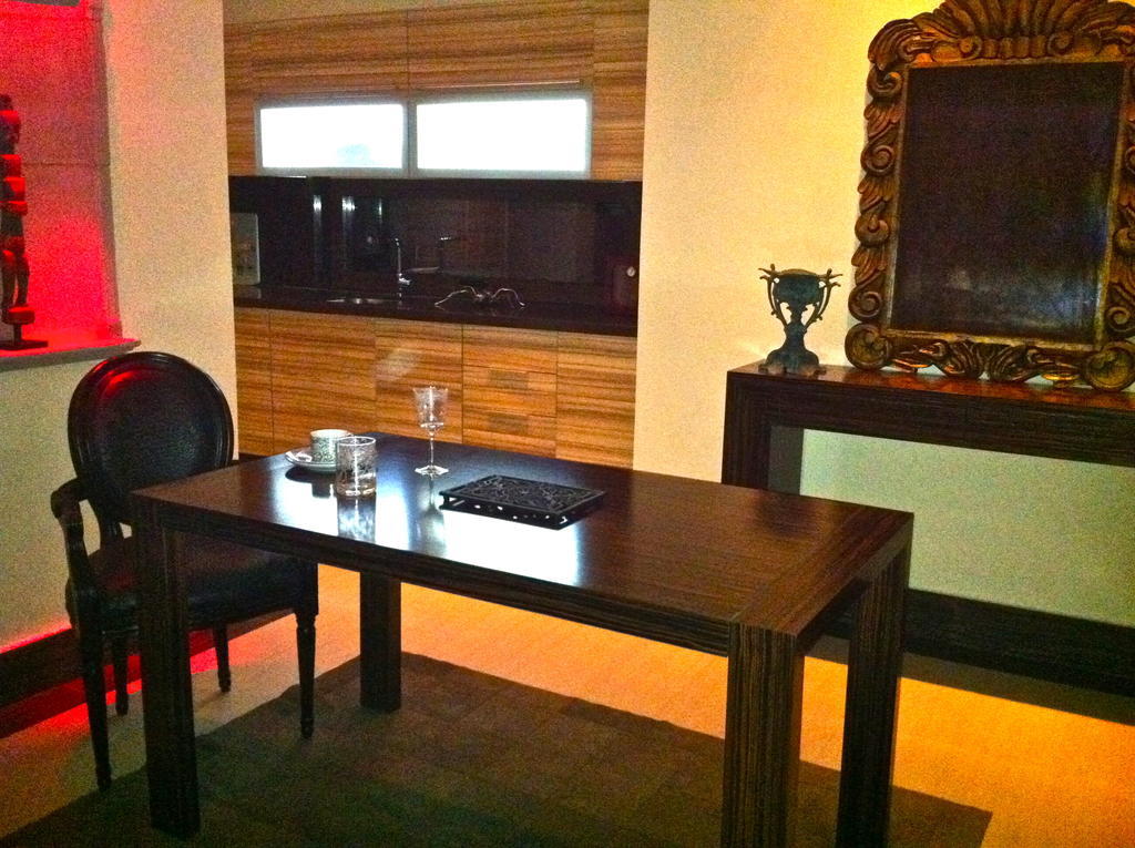 Rok Plaza (Adults Only) Apartment Alcala  Phòng bức ảnh